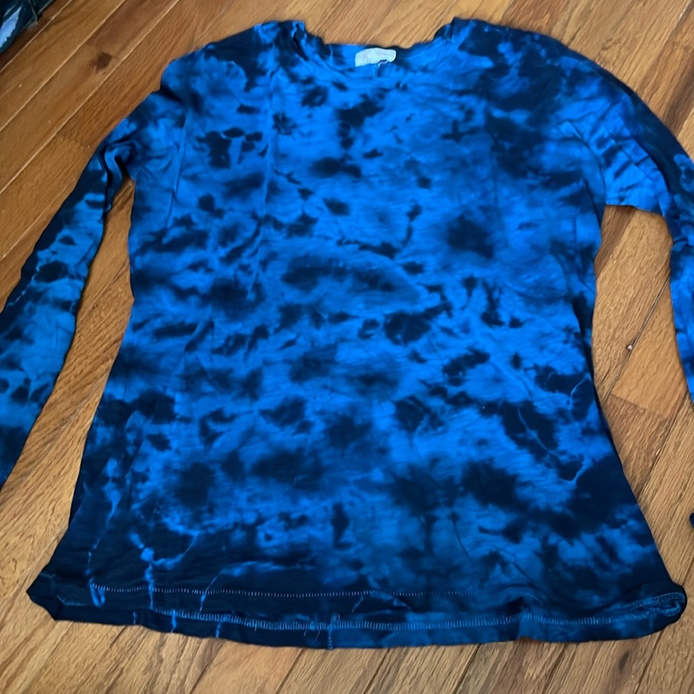 GOLDIE long sleeve tie dye top